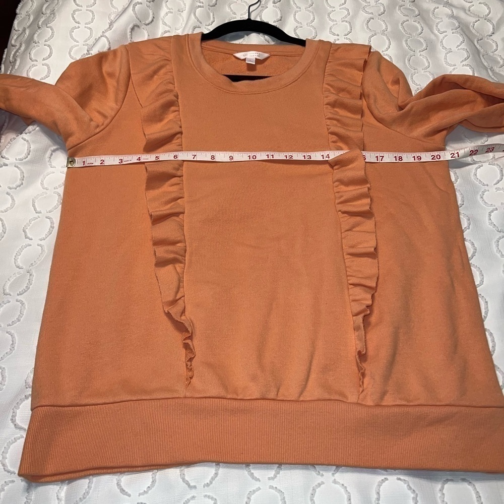 WOMEN'S LC Lauren Conrad Ruffle Sweatshirt Large - Picture 4 of 5